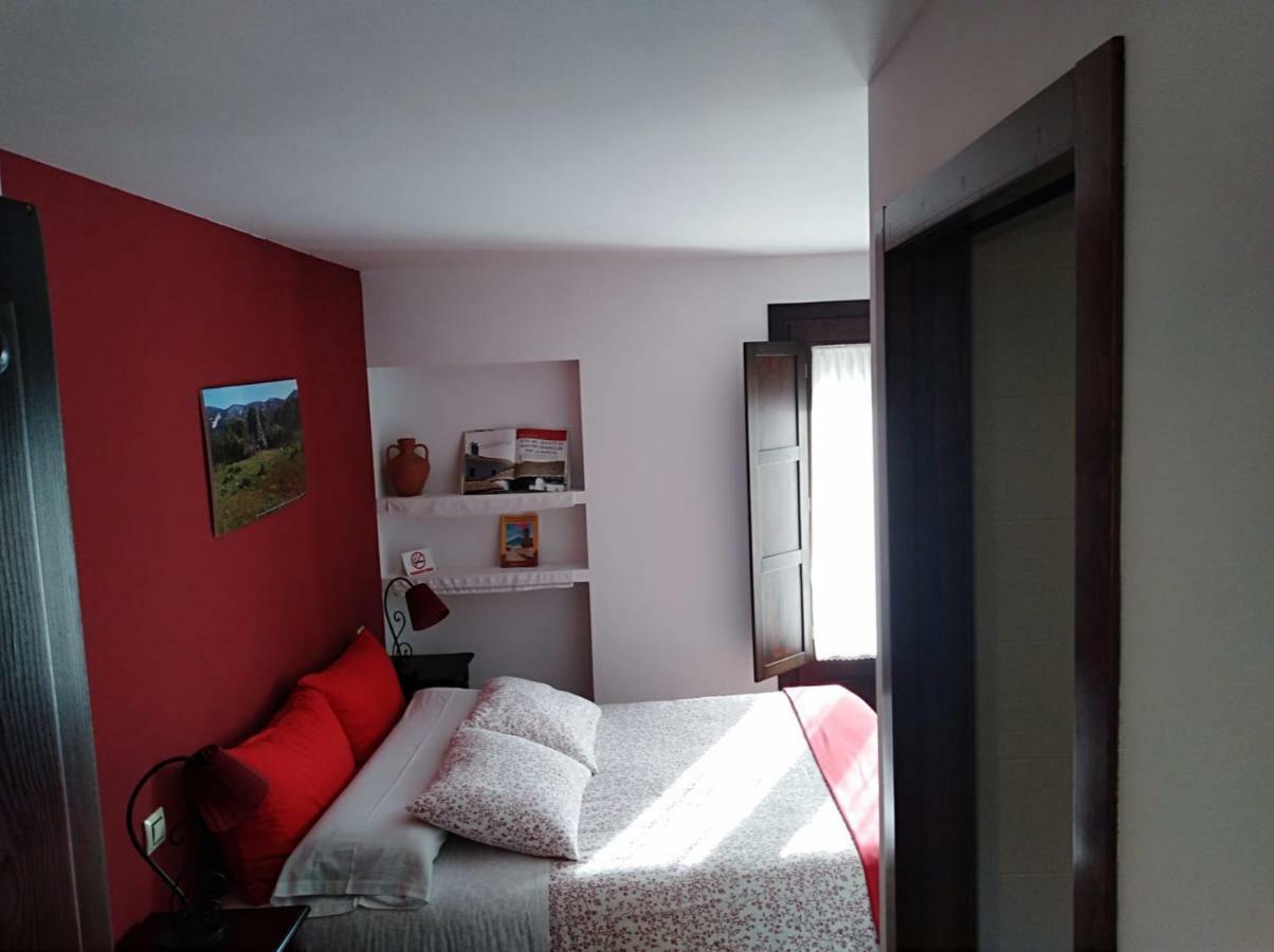 Hotel La Venta Del Arriero Retuerta de Bullaque Exterior foto